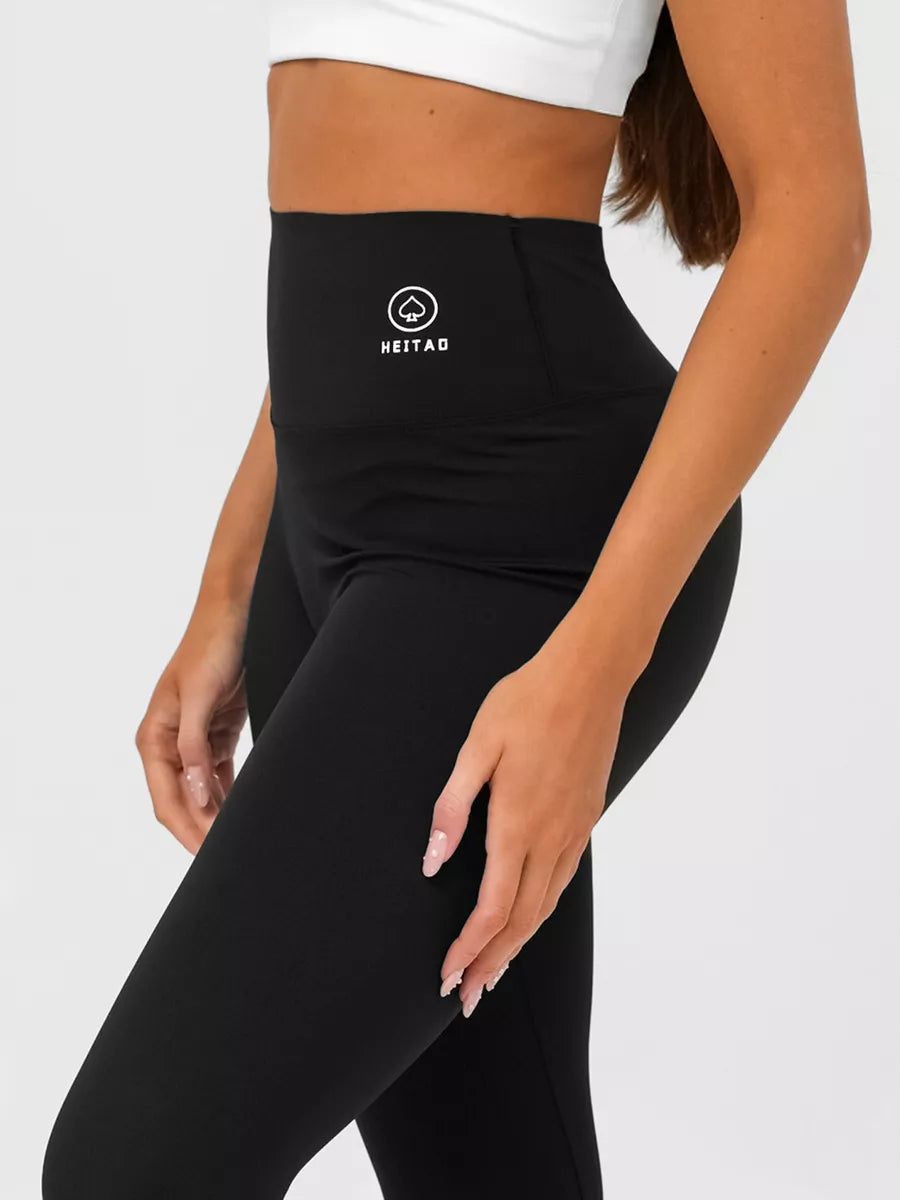 Women's black pants Form