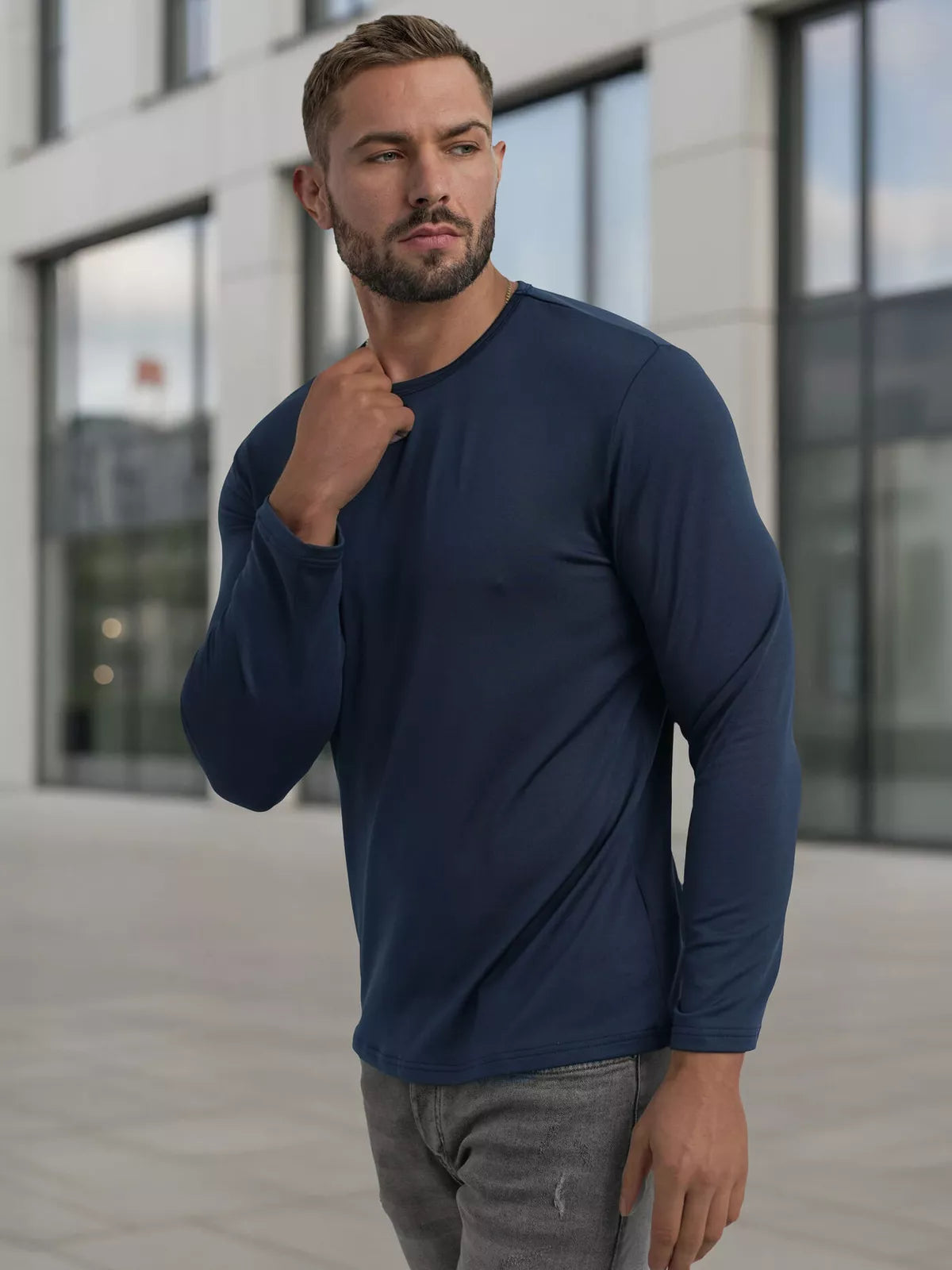 Men's dark blue T-shirt Rojo