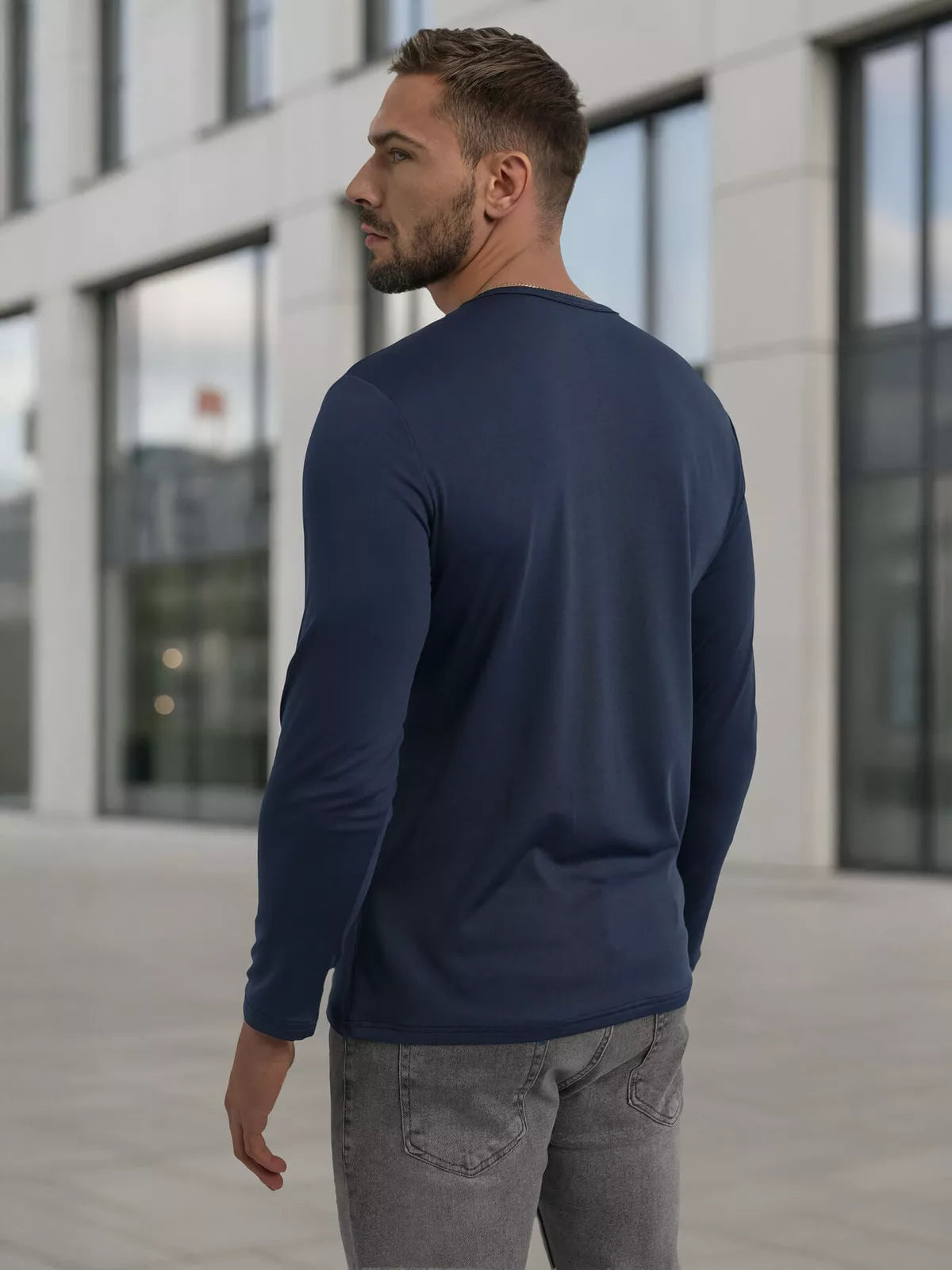 Men's dark blue T-shirt Rojo