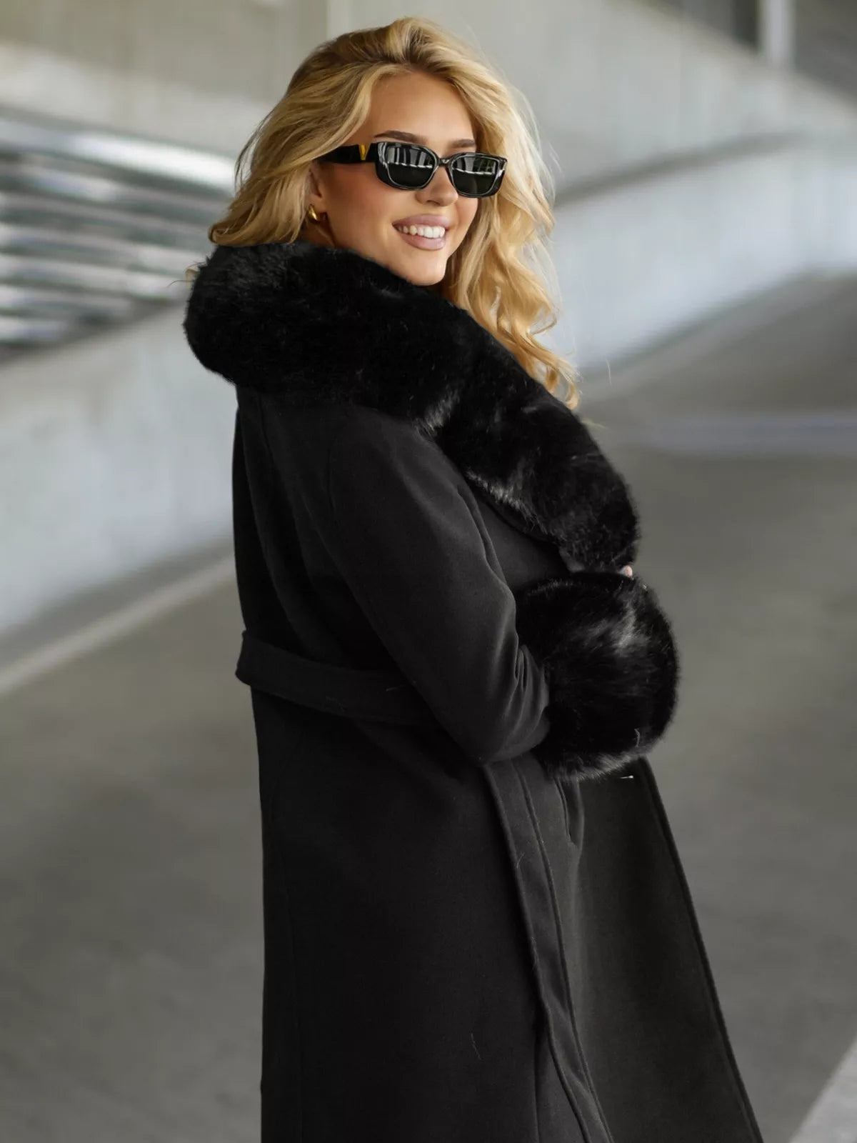 Women's black coat Classy
