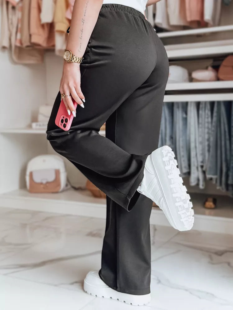 Women's casual pants in black Seni