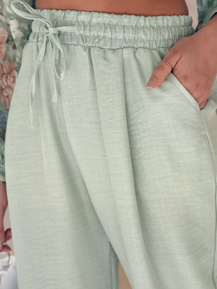 Women's wide-leg pants in green Milin