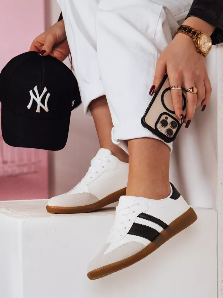 Women's white casual shoes Niti