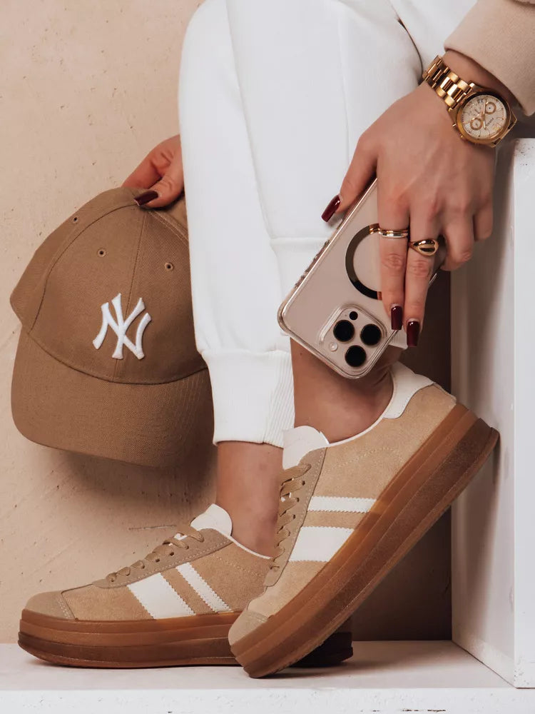 Women's brown casual shoes Tag