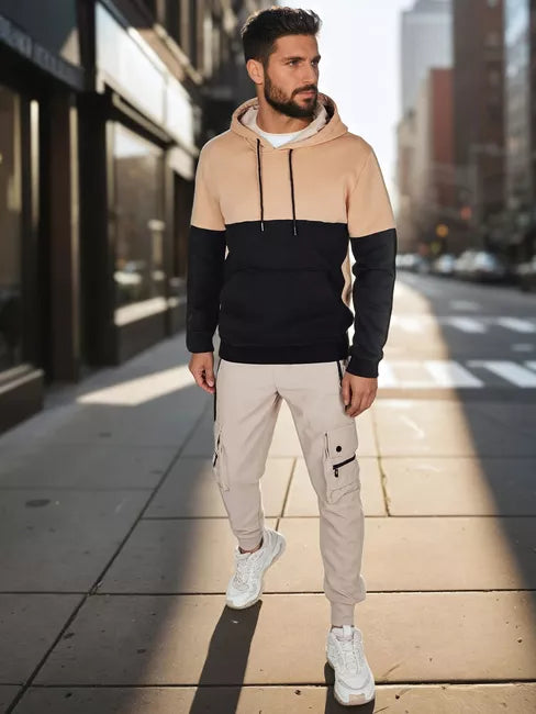 Men's brown sweater Race