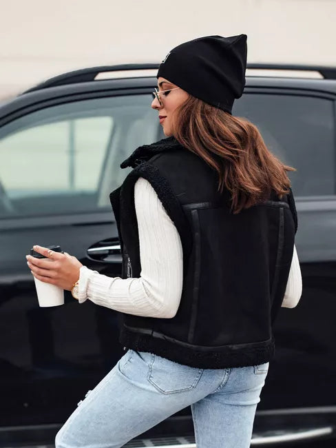 Women's black vest with fur Wool