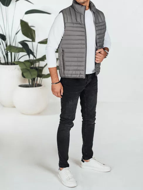 Men's gray vest Pole