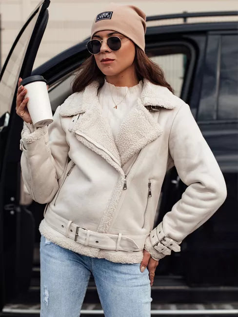 Women's white jacket with fur Lever