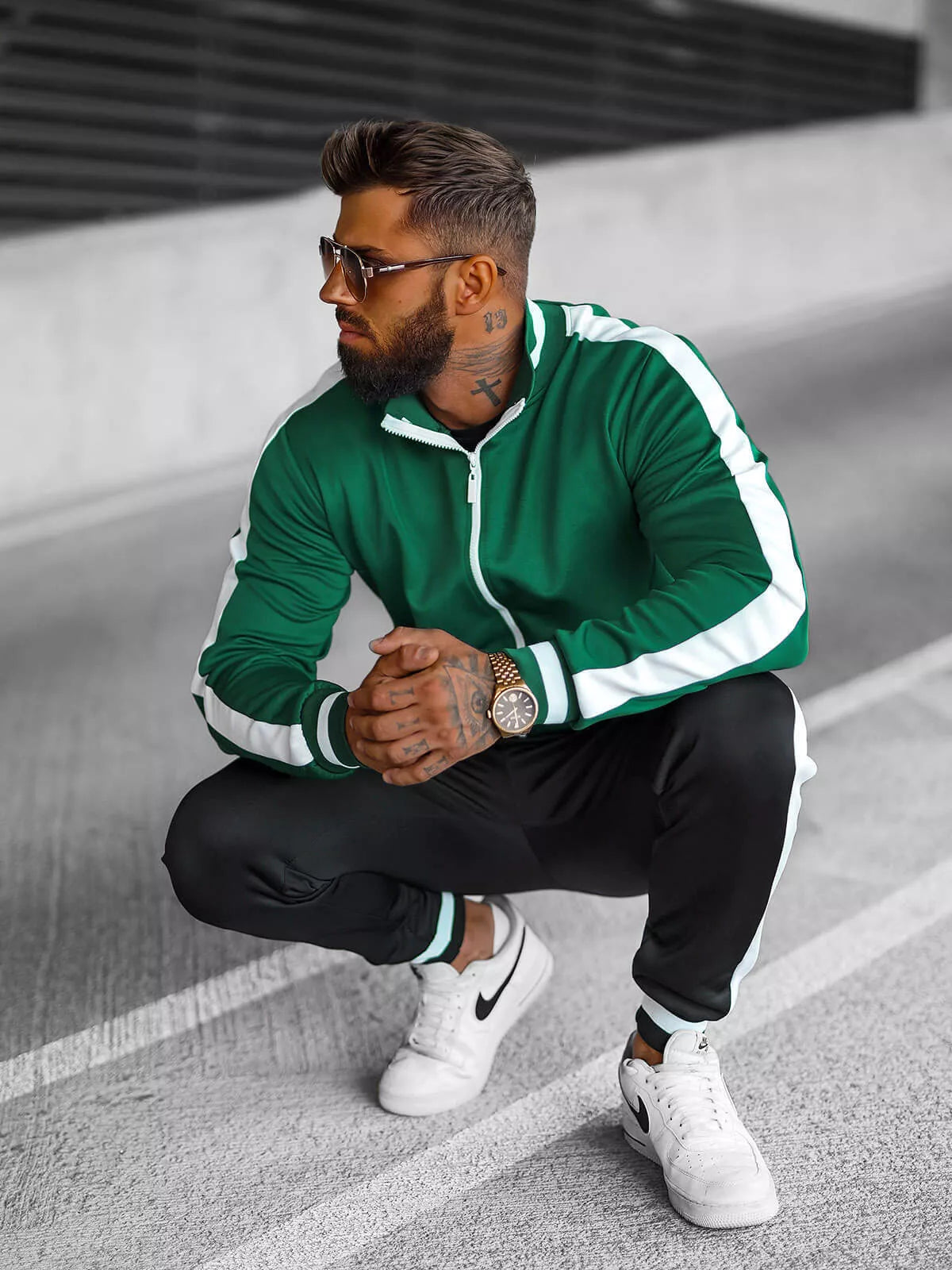 Gialer men's green tracksuit.