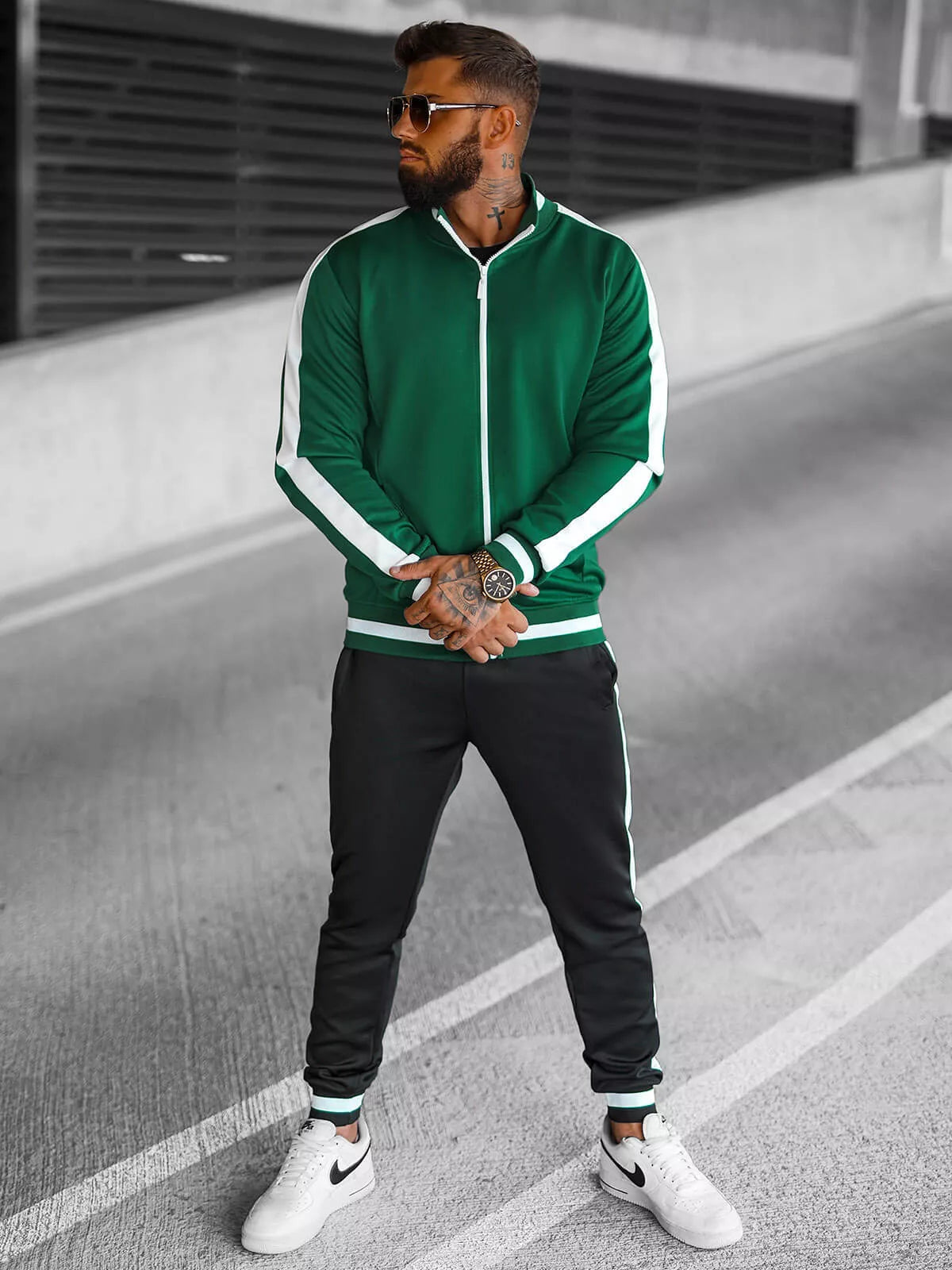Gialer men's green tracksuit.