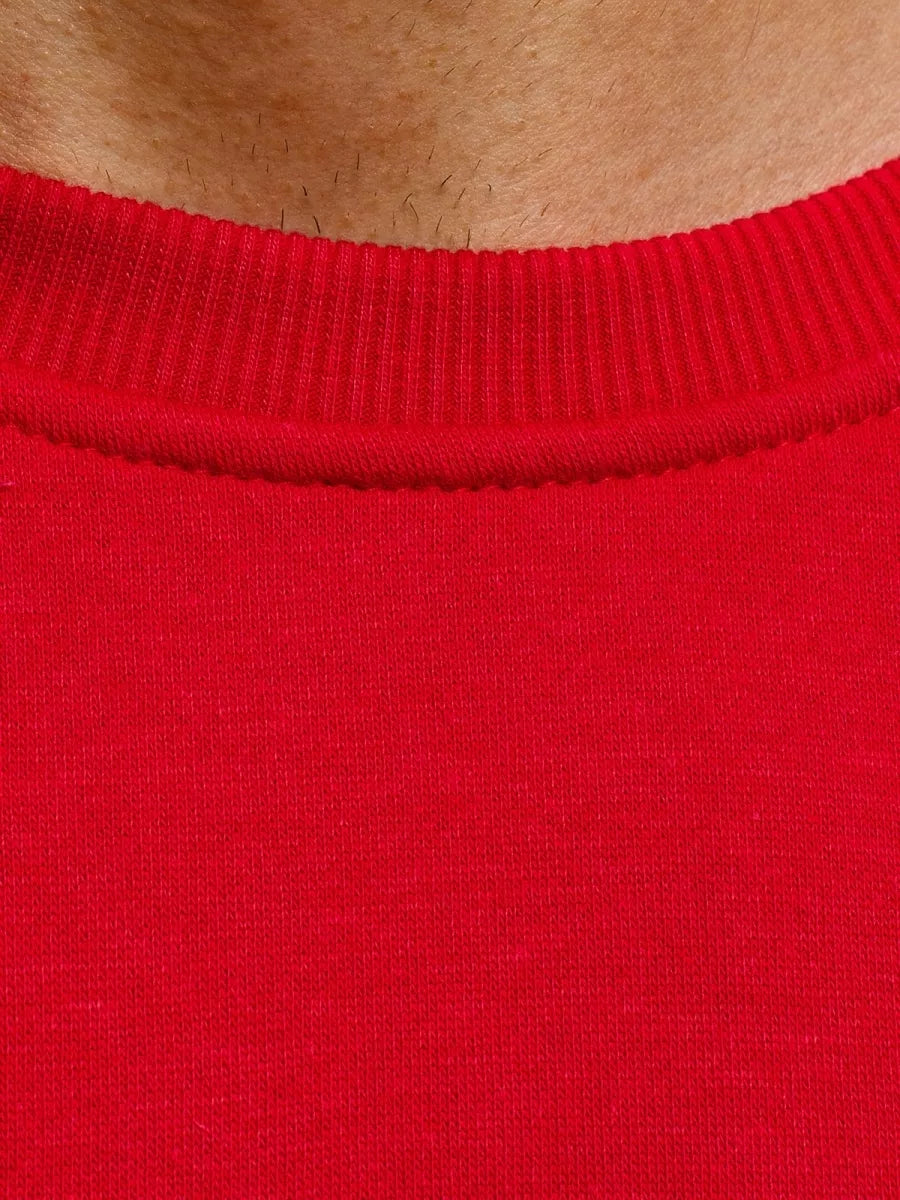 Red sweater Vurt