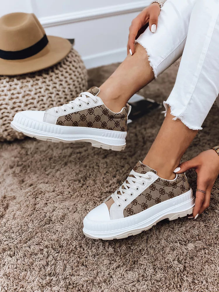 Women's white casual shoes Remil