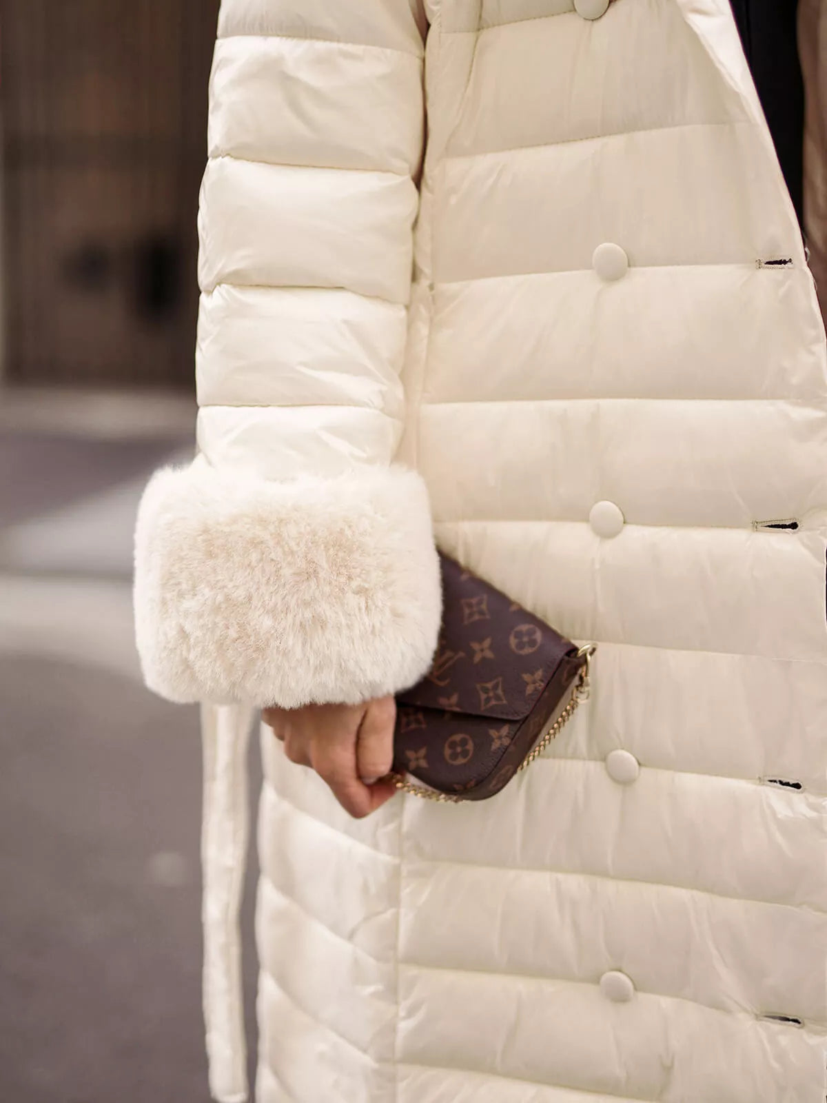 Women's white coat Karum