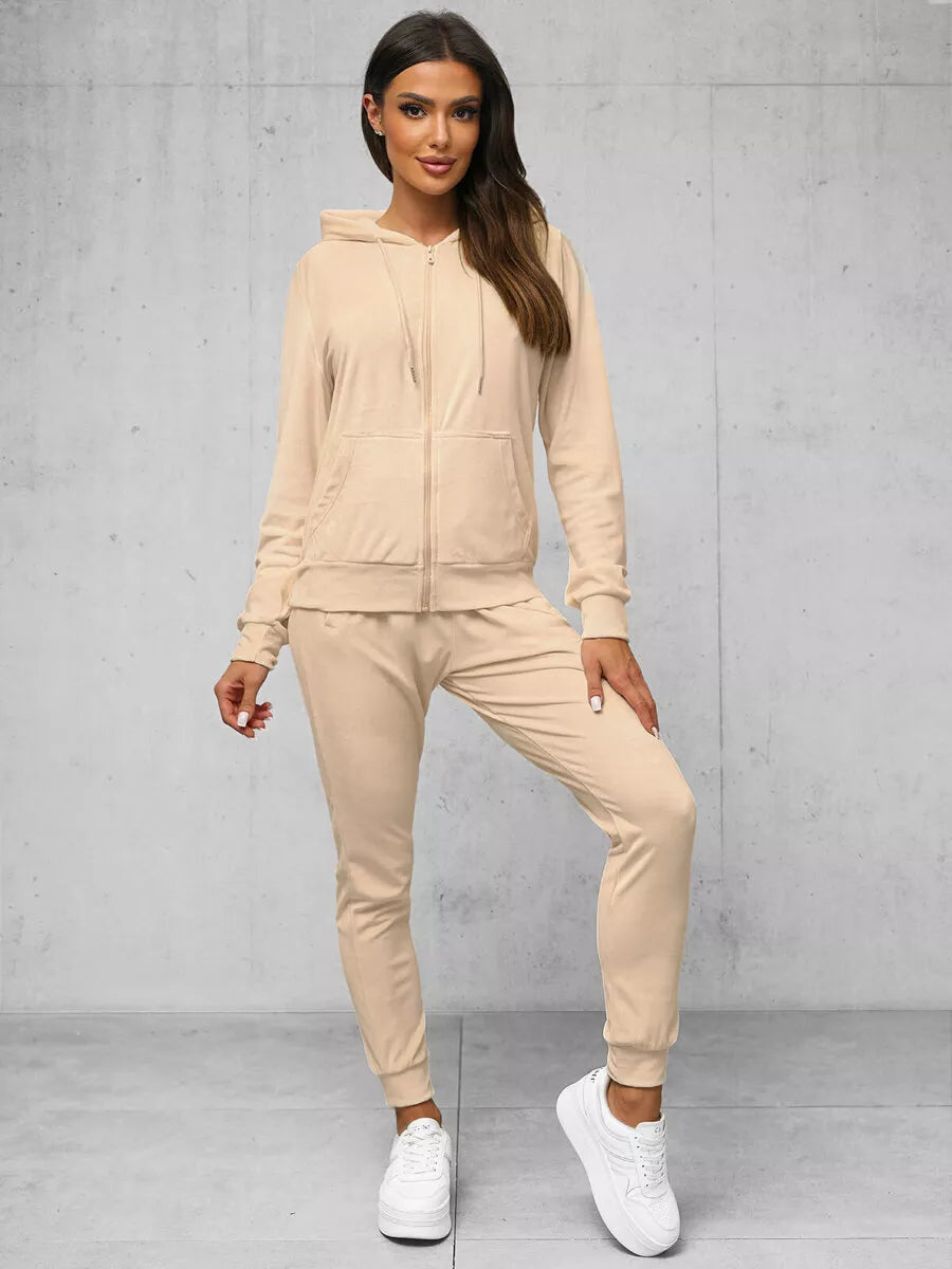 Women's sand-colored velour set Softi