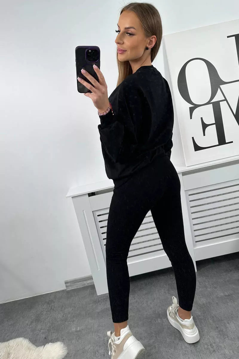 Women's black California set.