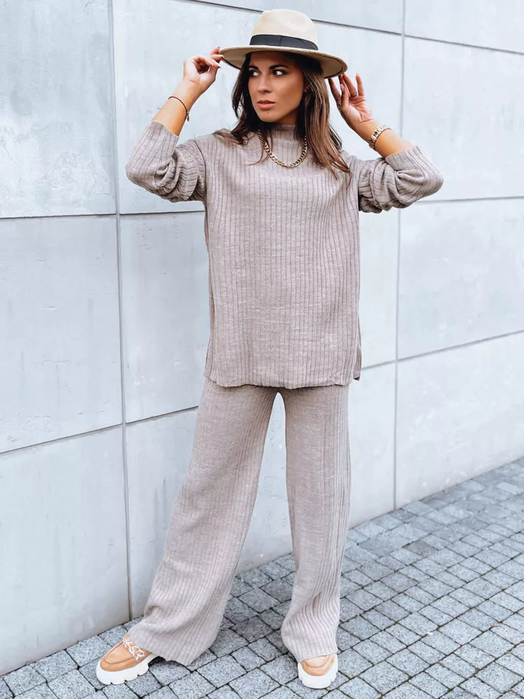 Women's brown Giny suit.