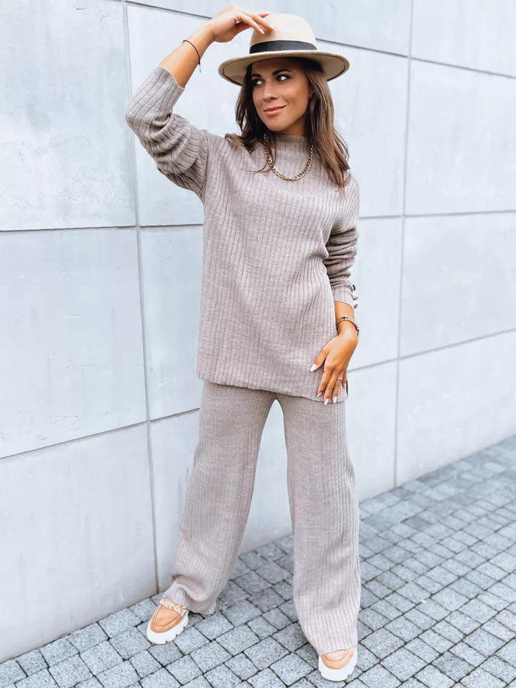 Women's brown Giny suit.