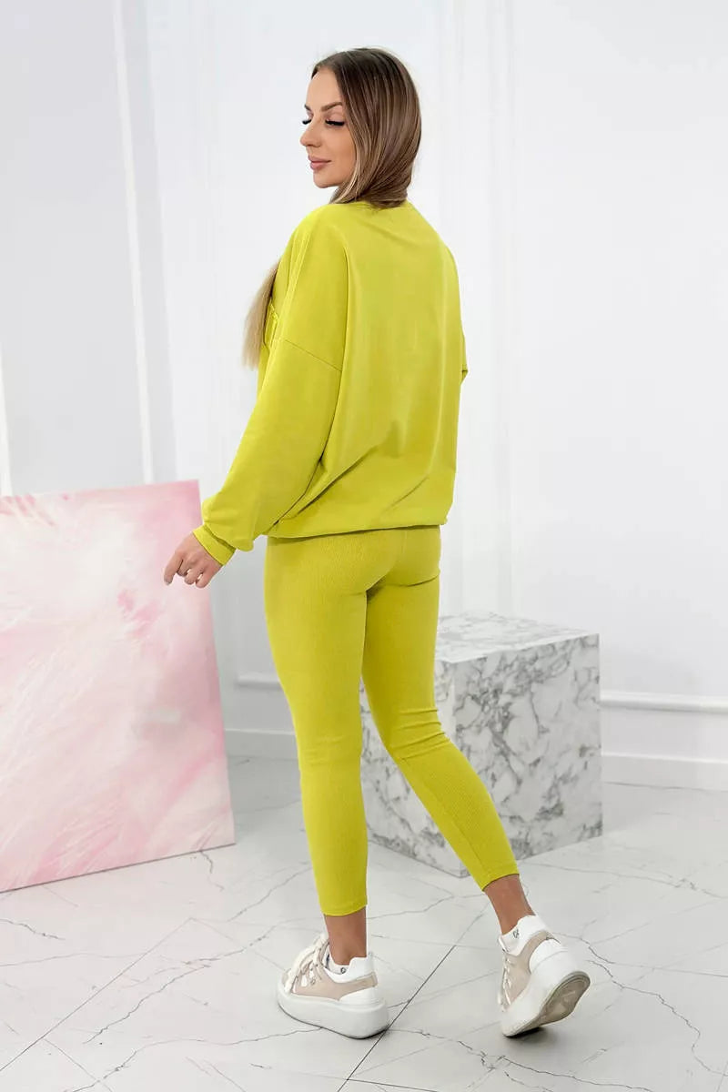 Women's yellow California set.