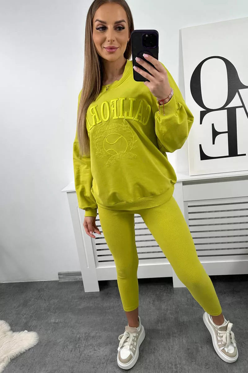 Women's yellow California set.