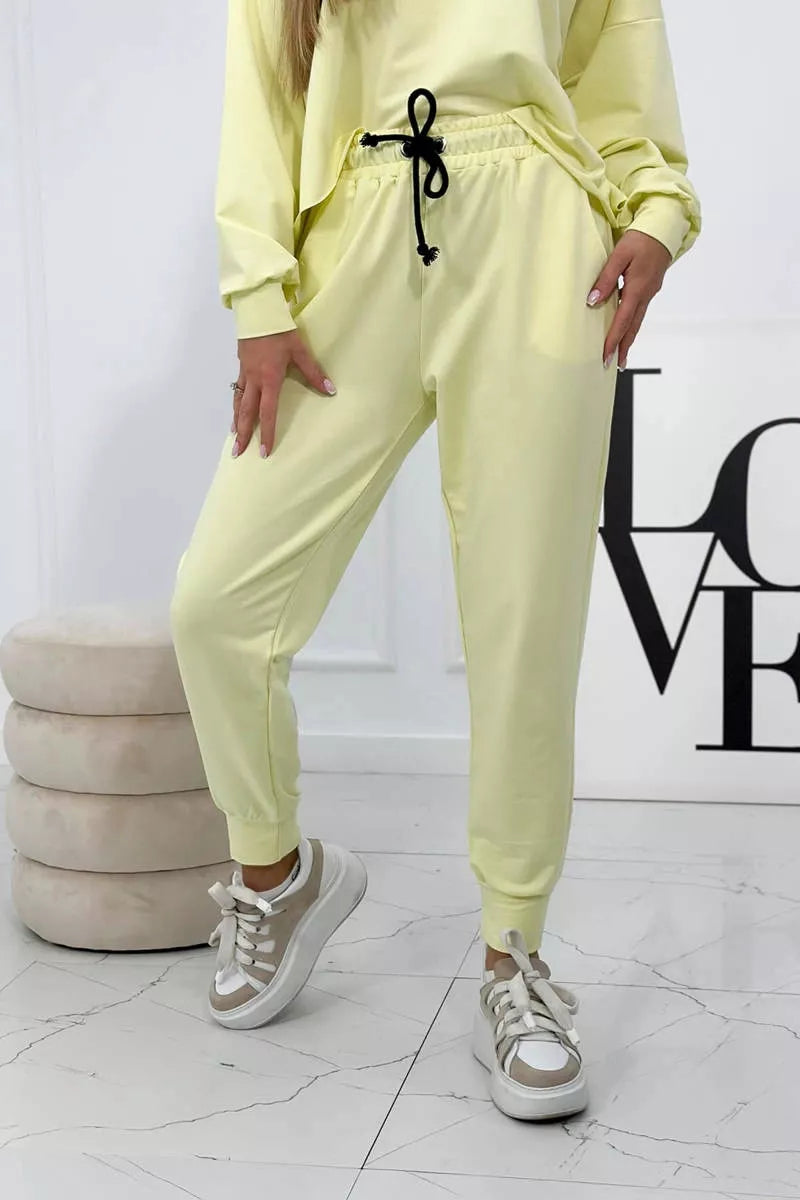 Women's yellow Evoli set.