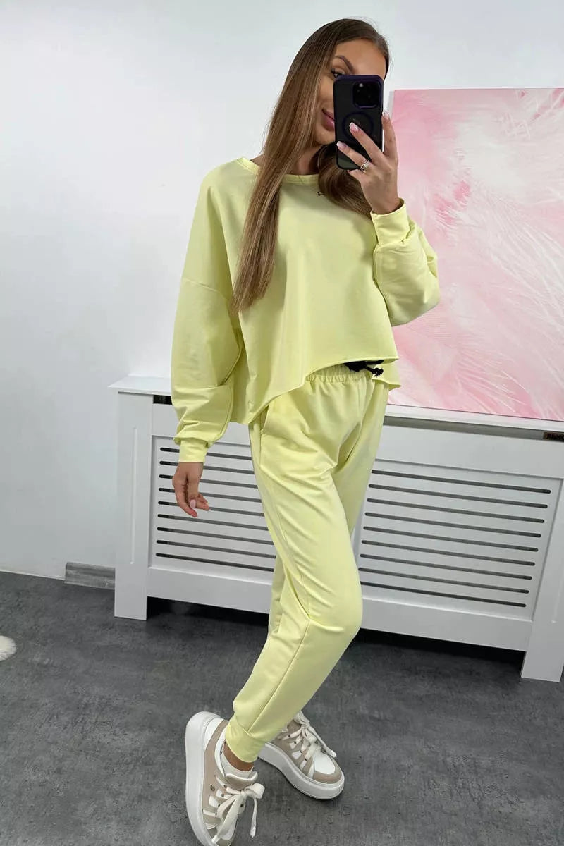 Women's yellow Evoli set.