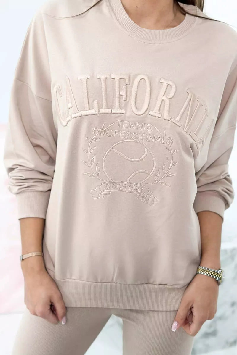 Women's light beige California set.