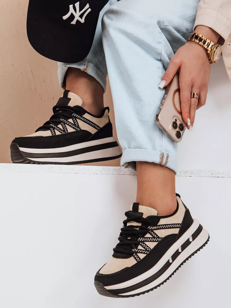 Women's black casual shoes Show