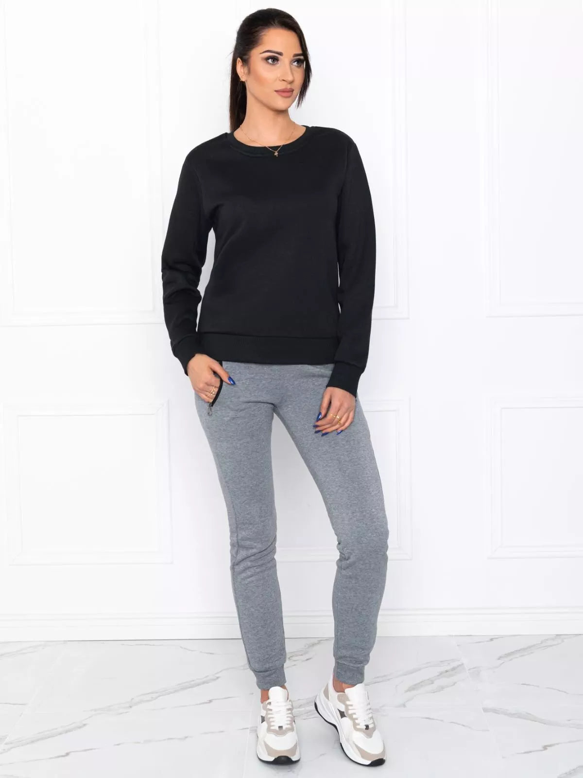 Women's black sweater Kober