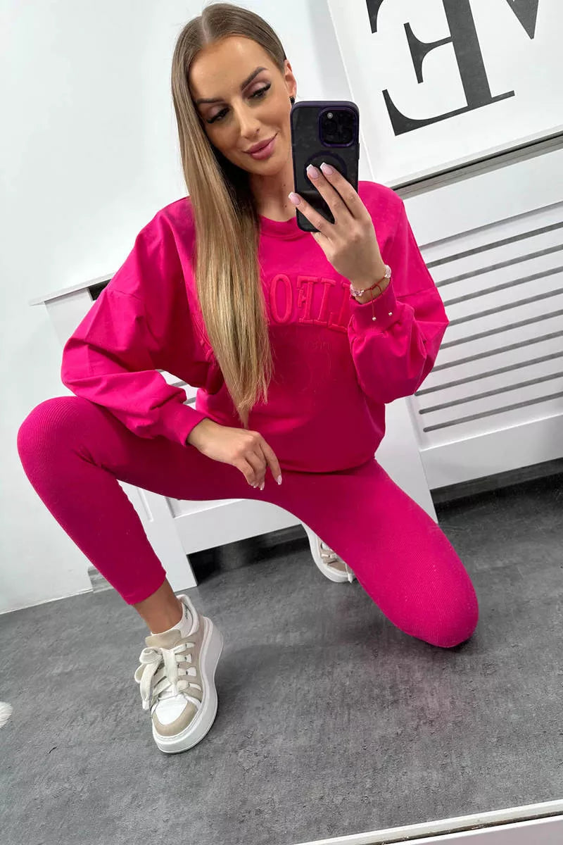 Women's pink California set.