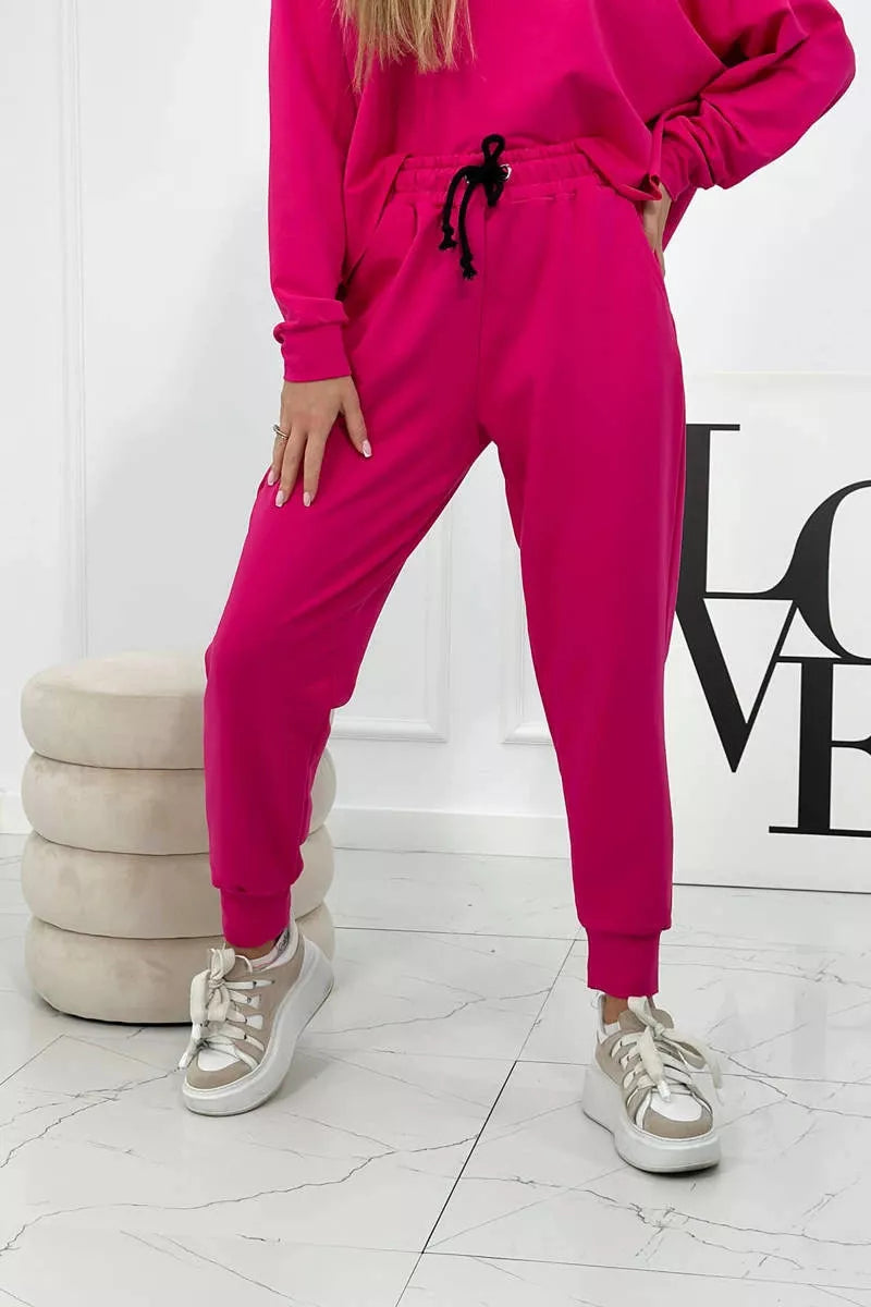 Women's pink Evoli set.