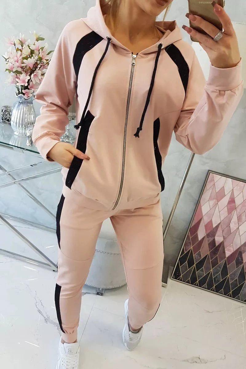 Women's pink Twise set.