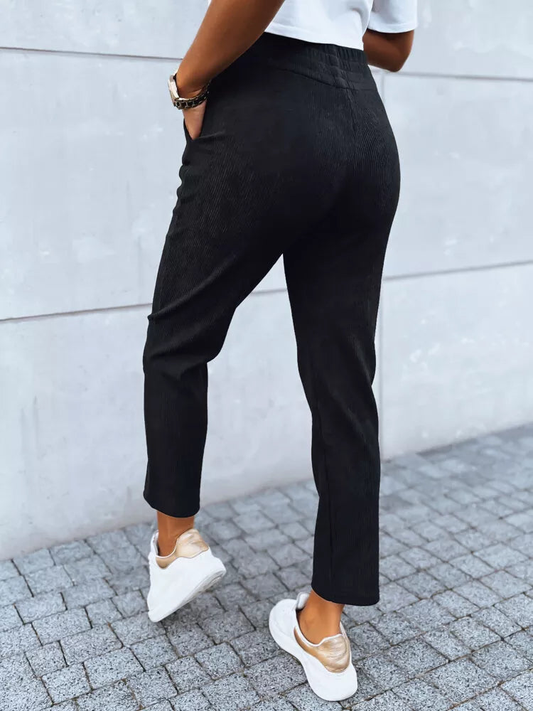 Women's sports pants Parrot