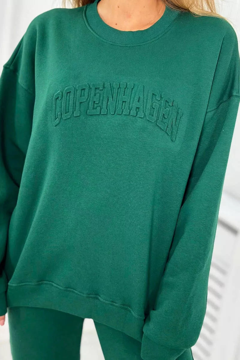 Women's green Copenhagen set.