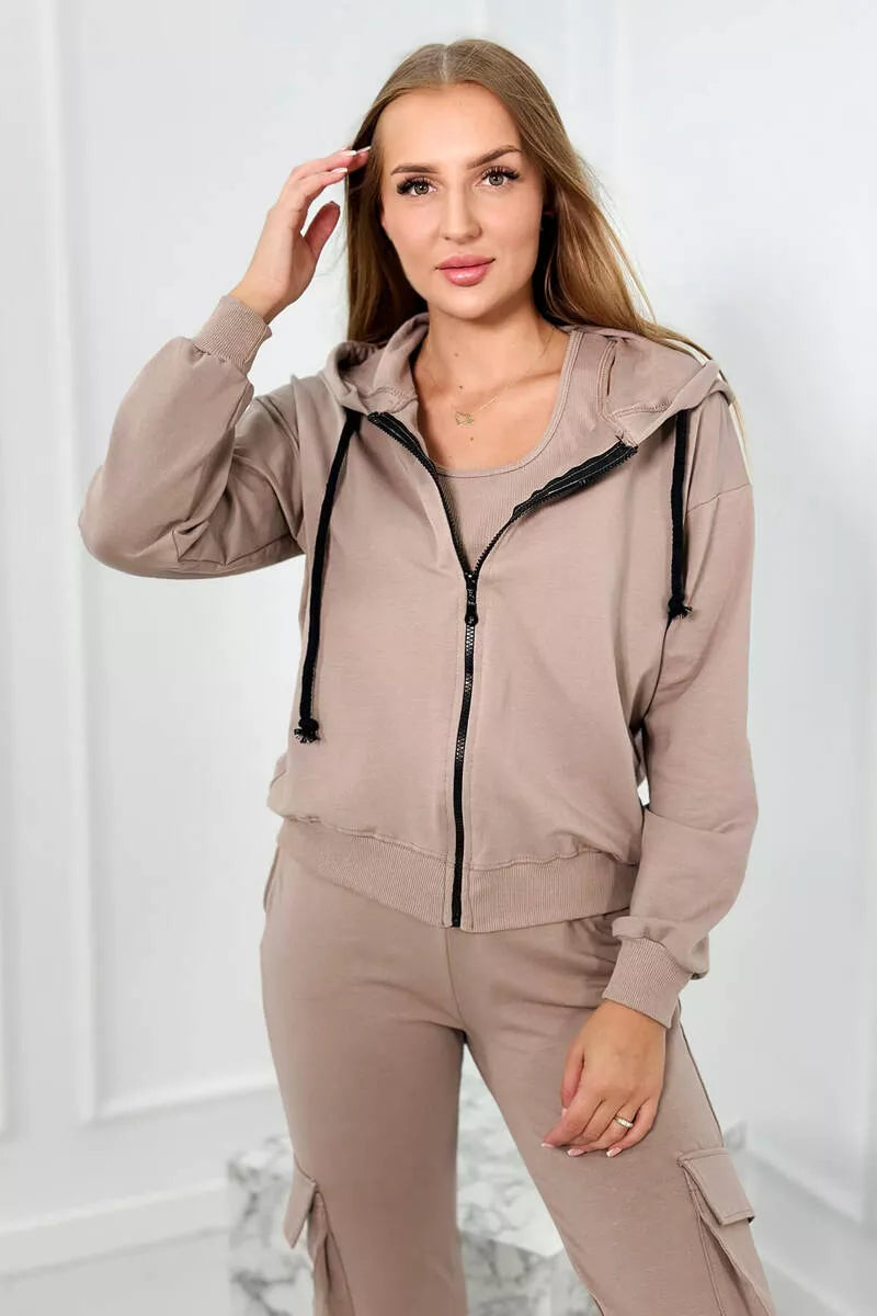 Lovet three-piece women's sand-colored suit