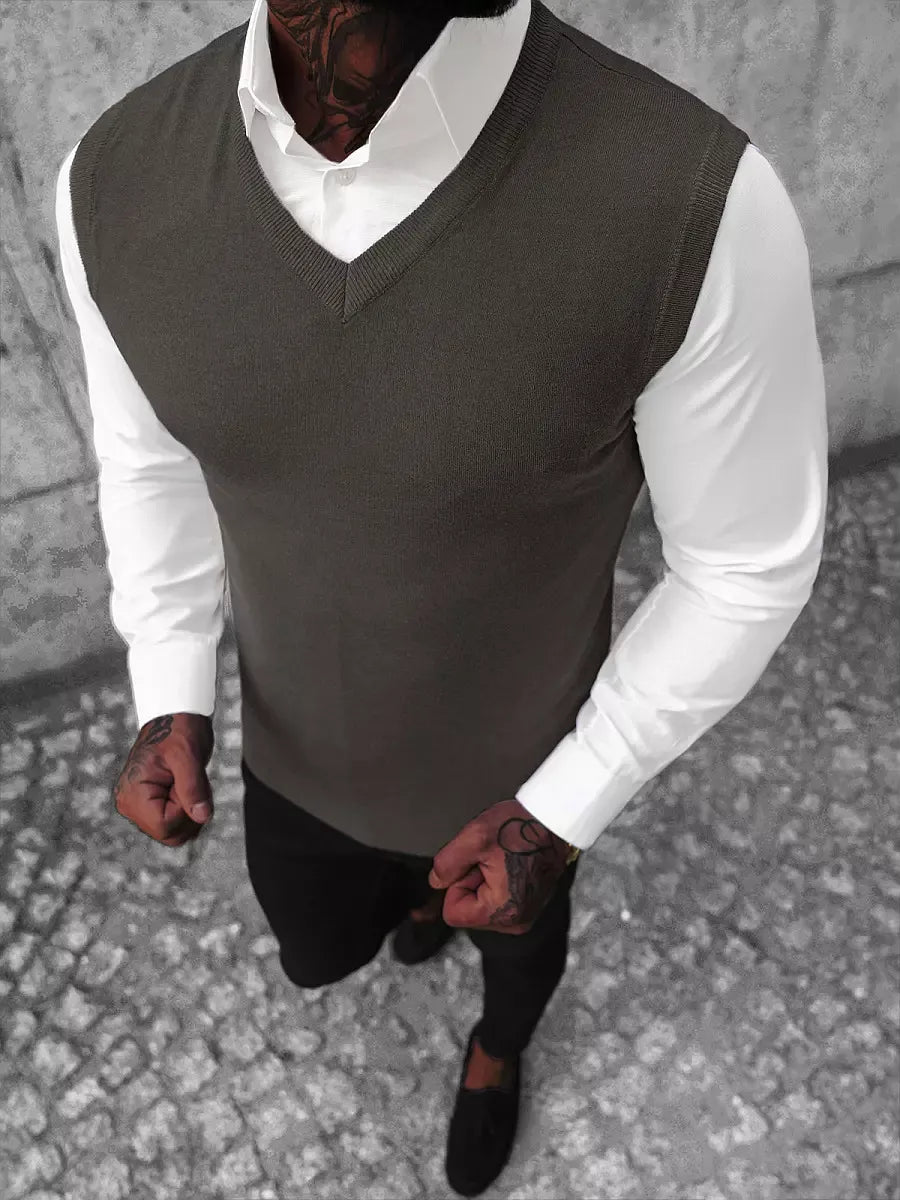 Dark gray knitted vest Rovol