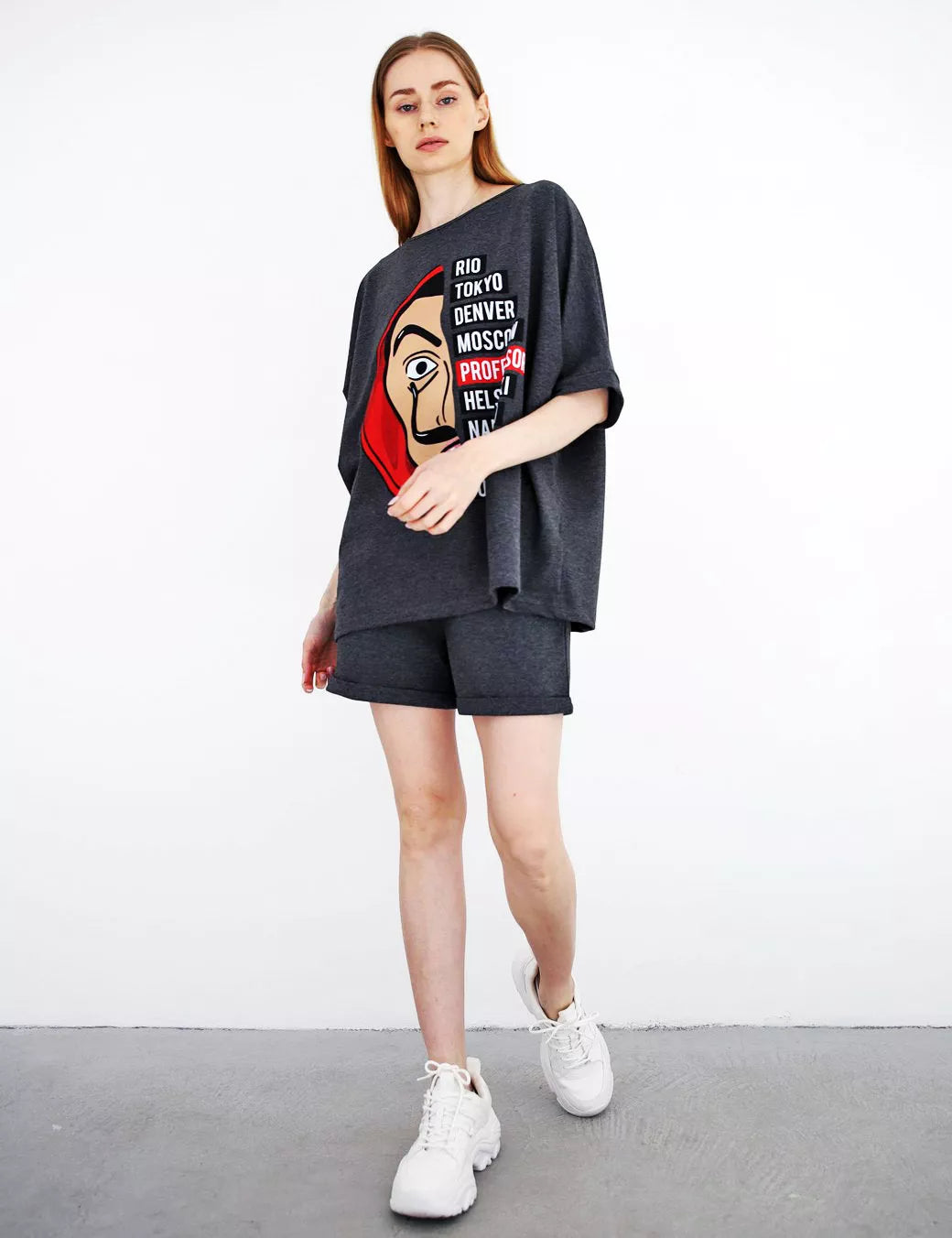 Dark gray women's suit Vendetta