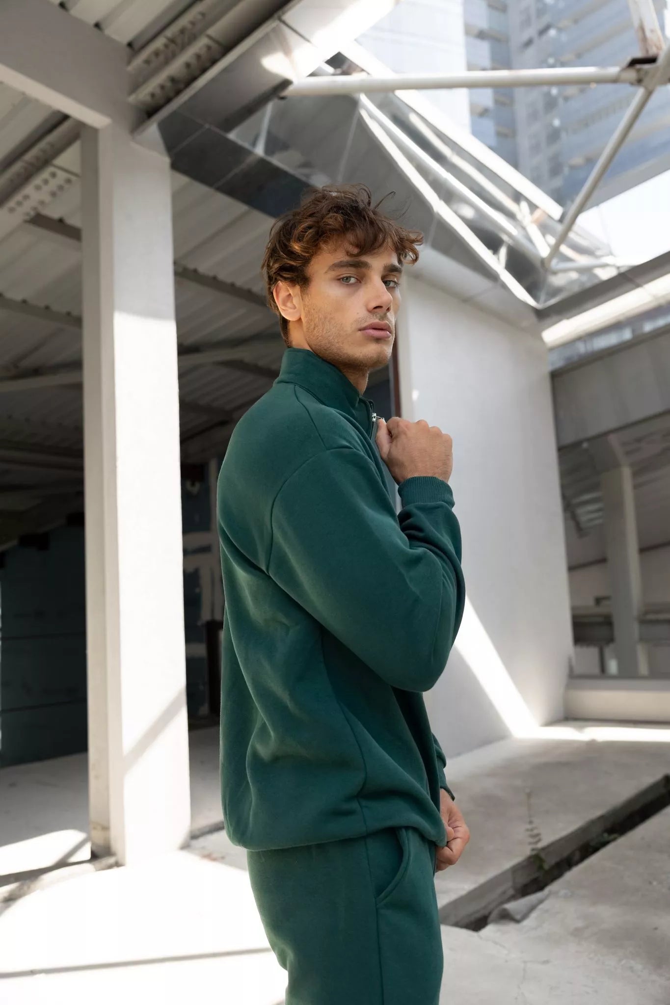 Dark green men's suit Gerol