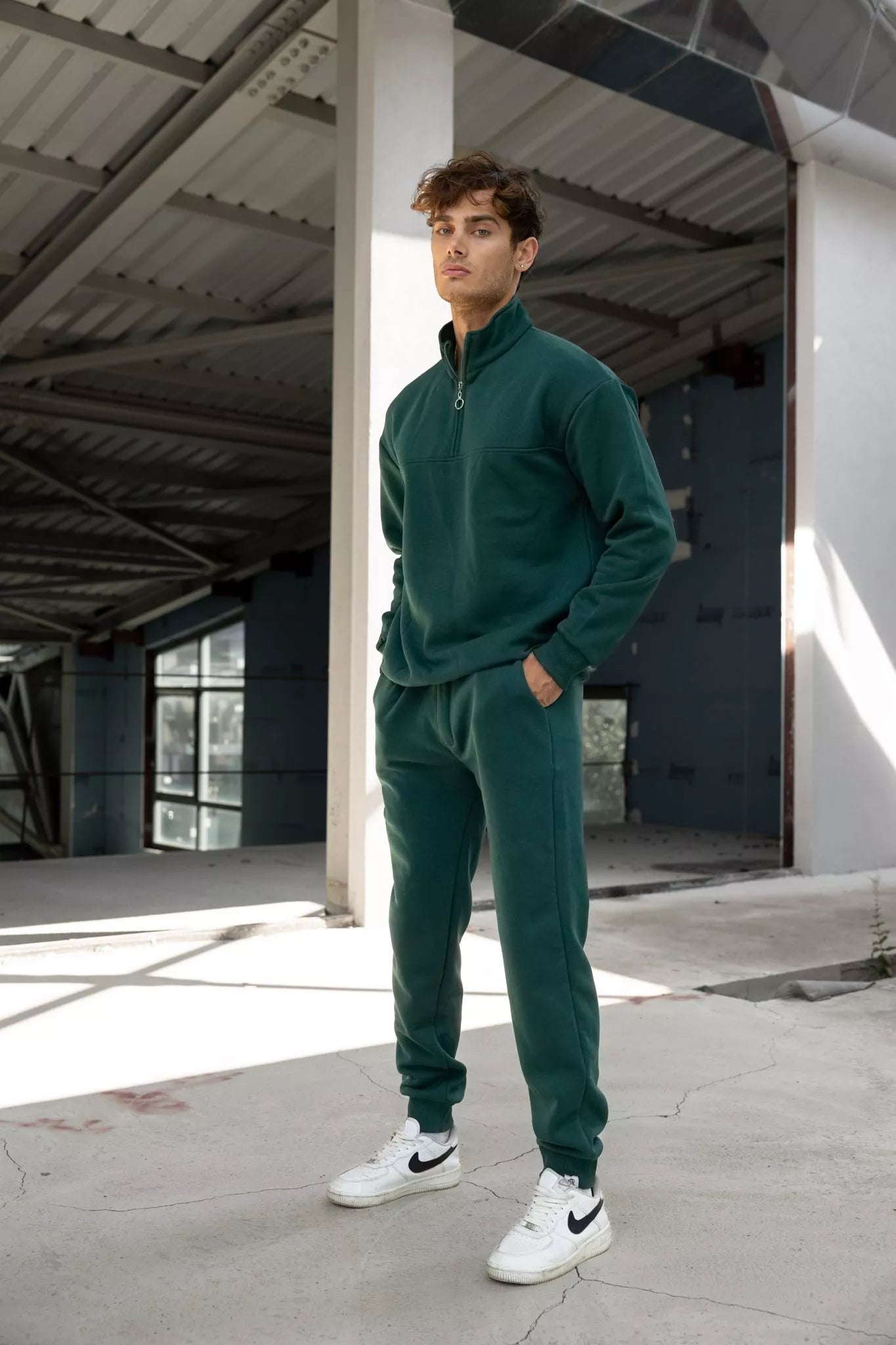 Dark green men's suit Gerol