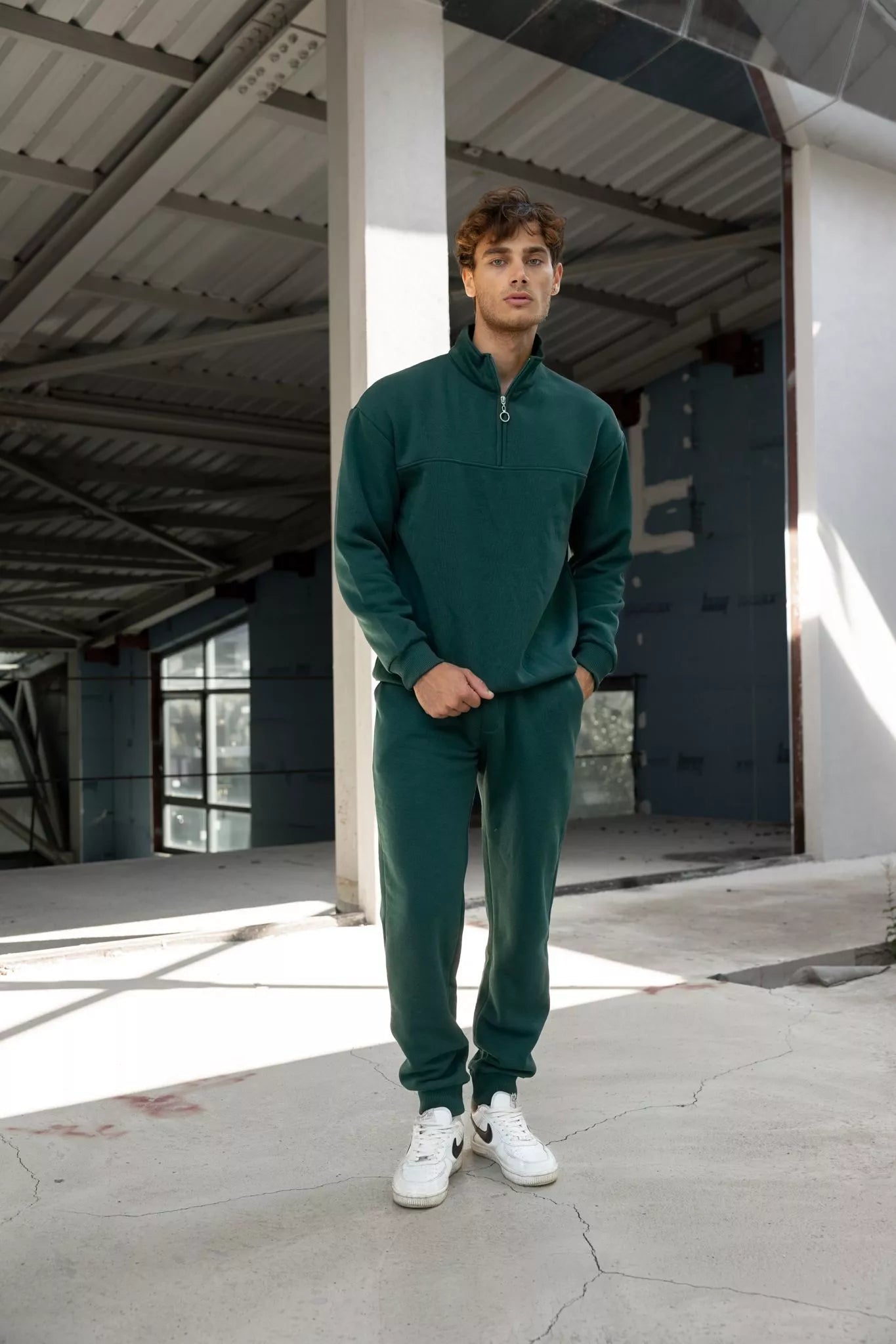 Dark green men's suit Gerol