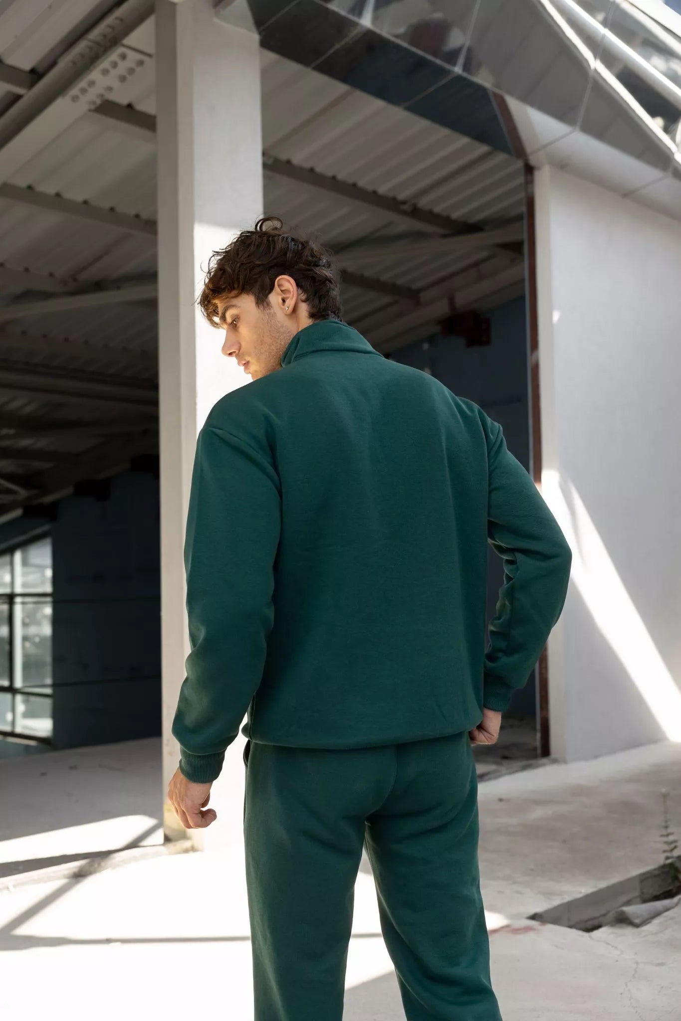 Dark green men's suit Gerol