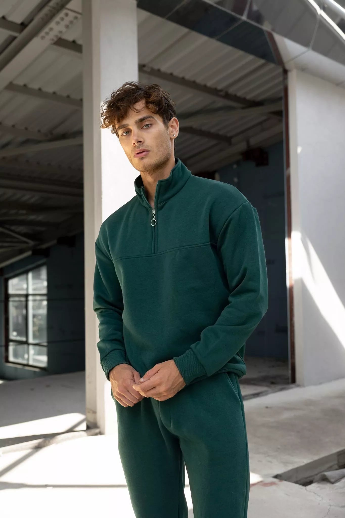 Dark green men's suit Gerol