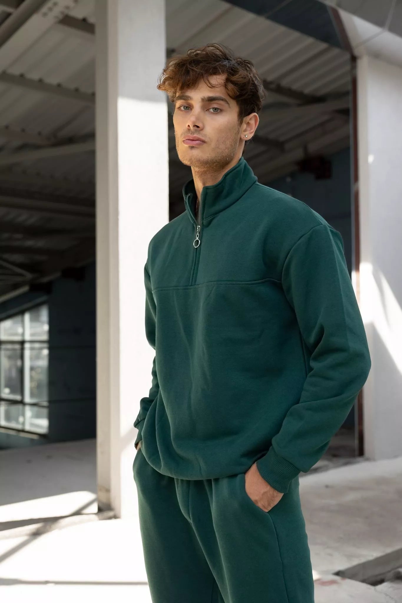 Dark green men's suit Gerol