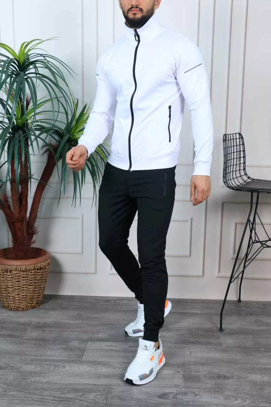 Men's white sports suit Lerol