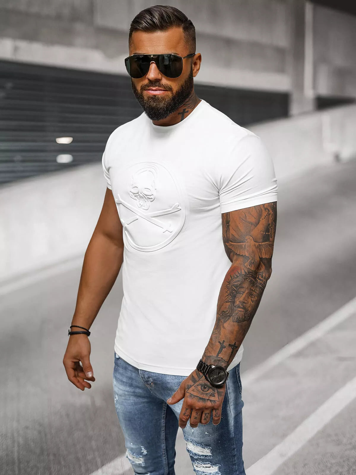 Men's white T-shirt Skull