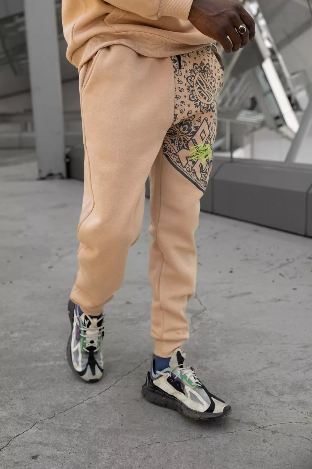 Beige with black details men's sweatpants Soly