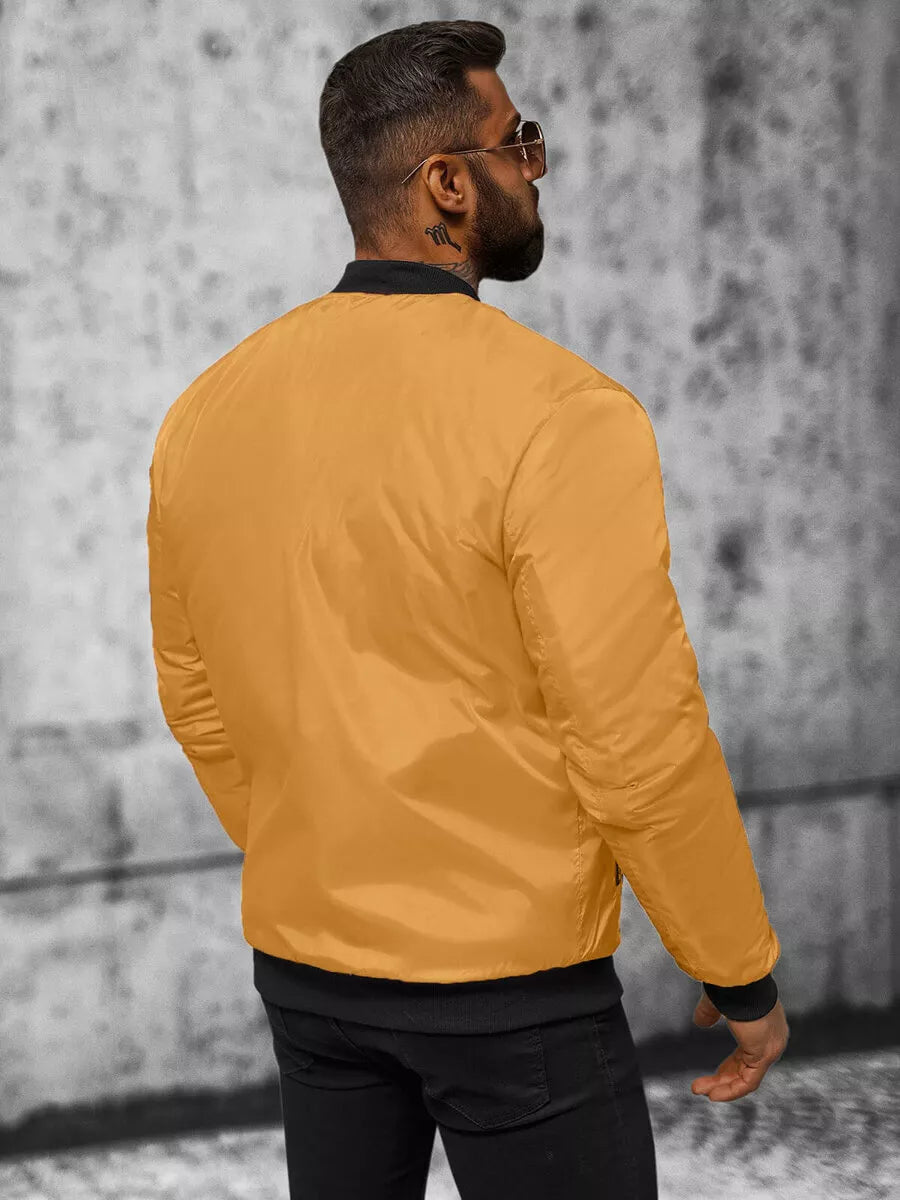 Men's yellow jacket Route