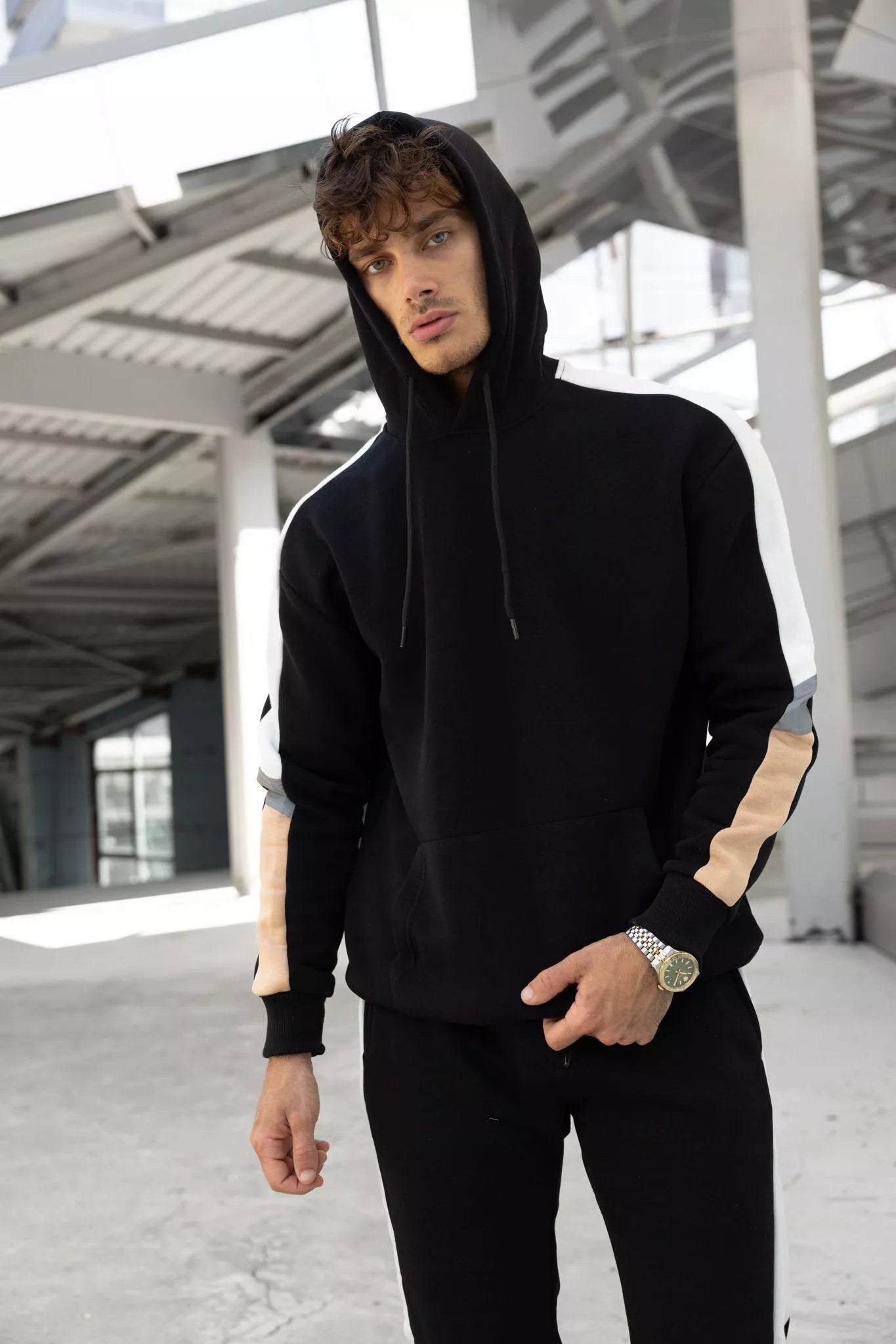 Men's black suit with white stripe Core